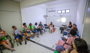 Seduc se reúne com familiares de estudantes autistas