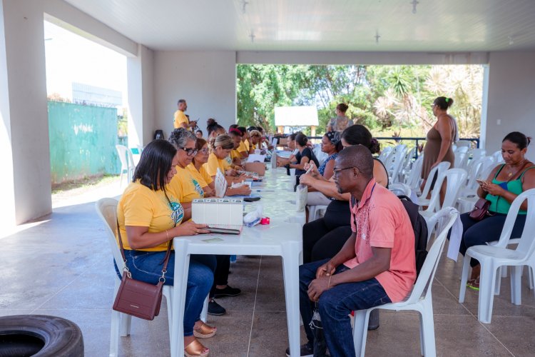 Munícipes com Bolsa Família bloqueado fazem retirada da Cesta de Páscoa