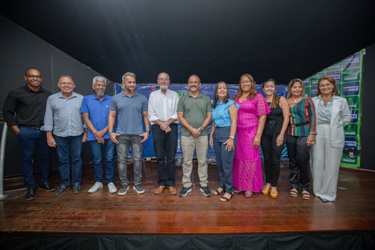 Prefeito empossa os sete novos titulares do Executivo Municipal