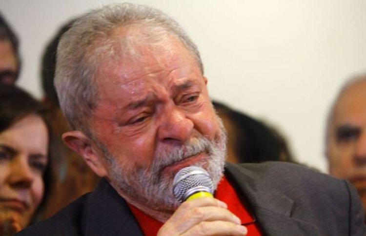 POBRE MAIS POBRE E RICO MAIS RICO: aumento da desigualdade social no Governo Lula 3