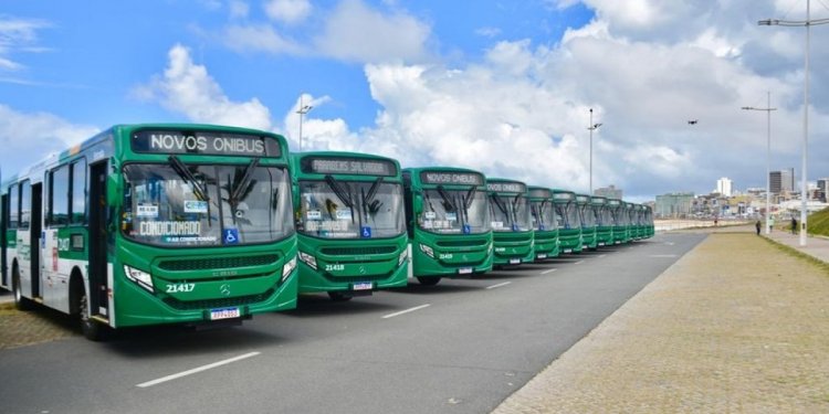 Ônibus sairão com atraso da garagem nesta quinta-feira (25)