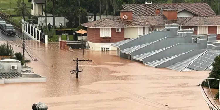 Sobe para 165 o número de mortos no Rio Grande do Sul