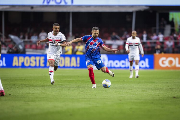 Bahia perde para o São Paulo fora de casa