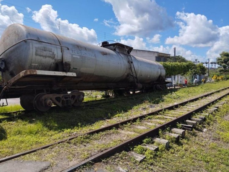 Trem que descarrilhou em Pojuca estaria indo para manutenção