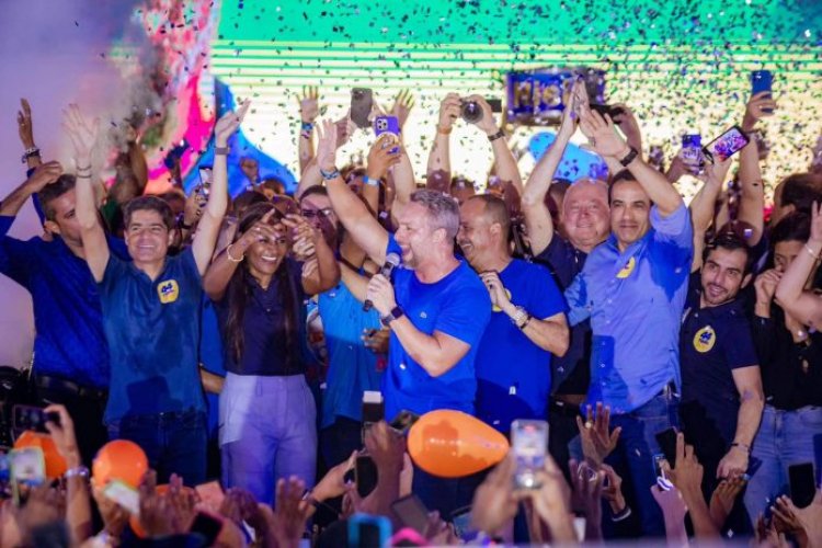 Flávio Matos é confirmado candidato a prefeito de Camaçari em convenção histórica com mais de 15 mil pessoas