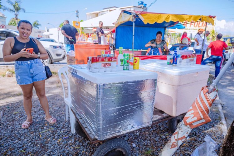 Ambulantes e comerciantes garantem renda extra durante desfile cívico de Vila Abrantes