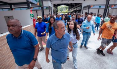 Com grande emoção, prefeito Elinaldo entrega novo Mercado Municipal de Monte Gordo