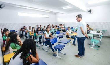 Prefeitura matrícula alunos novos na rede de ensino de Camaçari a partir de quarta-feira