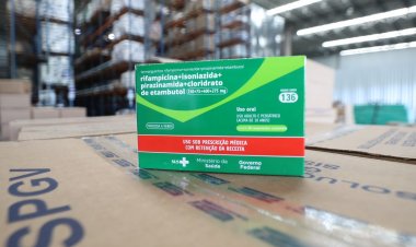 Prefeitura reabastece farmácias da sede e orla