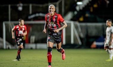 Vitória confirma favoritismo, vence o Atlético de Alagoinhas e vai à final do Baianão