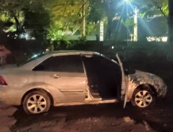 Homem é flagrado dentro de carro em área isolada de Salvador com adolescente de 13 anos