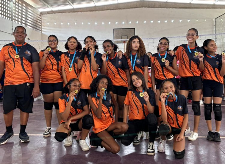 Escola de Vôlei Abrantes transforma vidas e mantém viva a tradição do esporte na comunidade